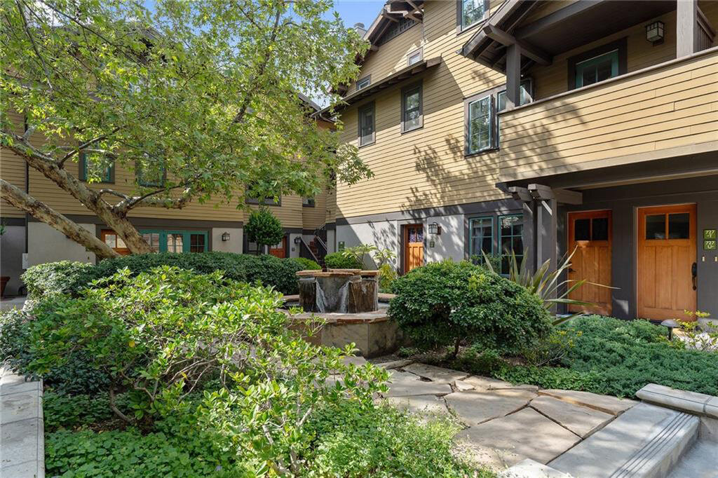 727 MERIDIAN AVE UNIT U - $838,000